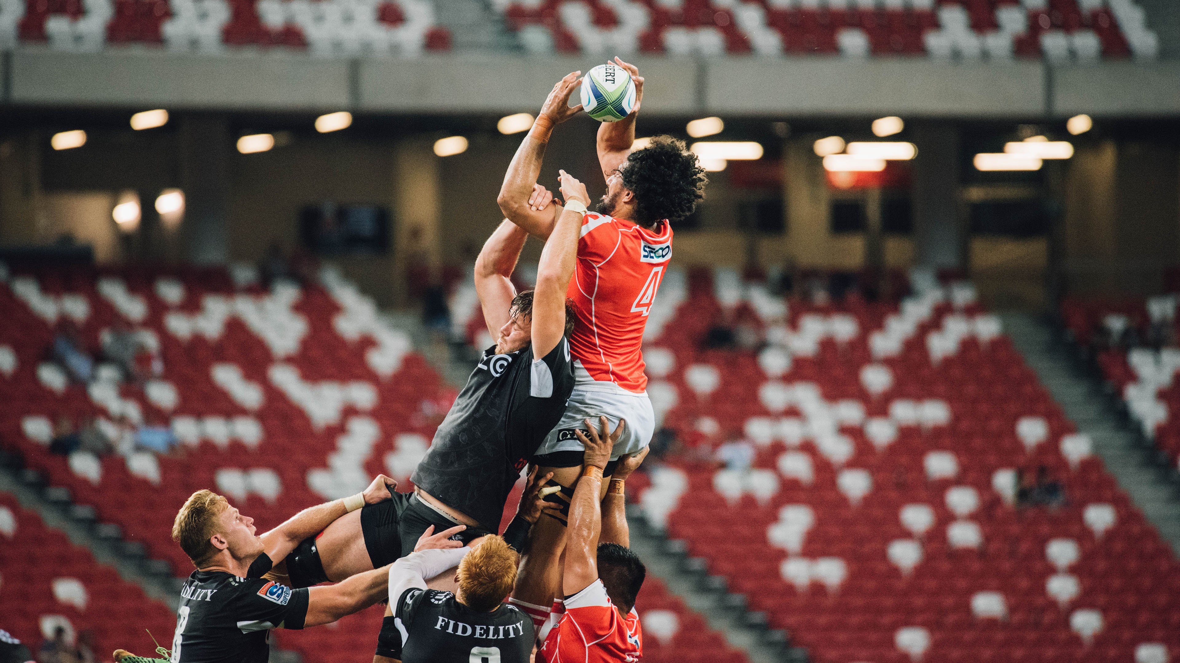 全景高空绳索穿越赛,极速体验天空之巅,高空绳网探险拓展项目